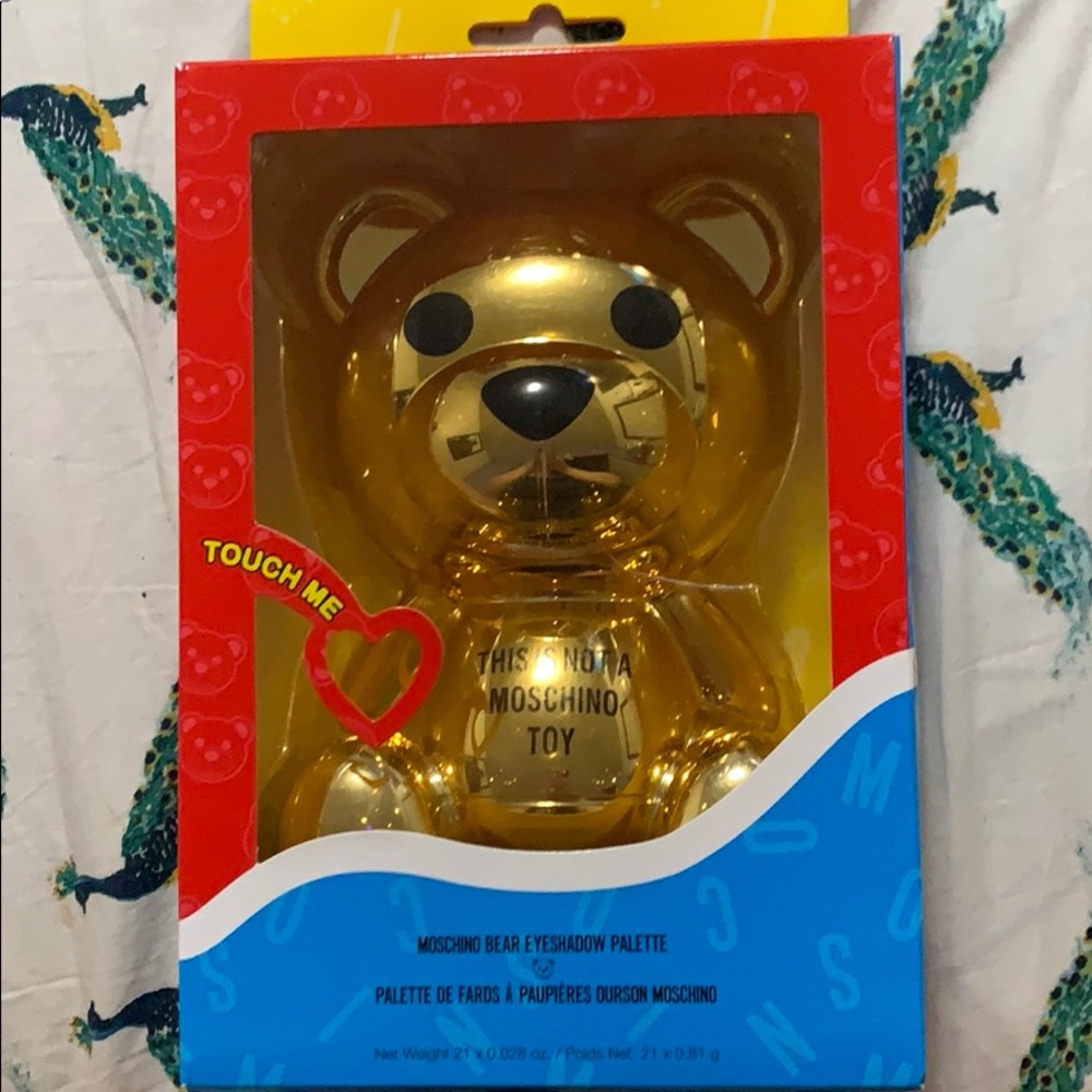 Moschino Bear Eyeshadow Pallet